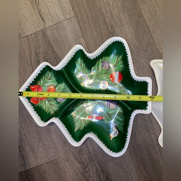 Vintage Christmas Plastic Divided Serving Cookie Dish Holly Tree - Picture 9 of 10